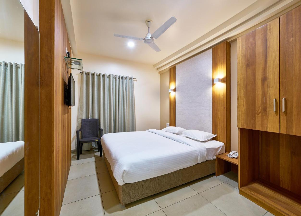 Hotel Kiyara Kolhapur Exterior photo