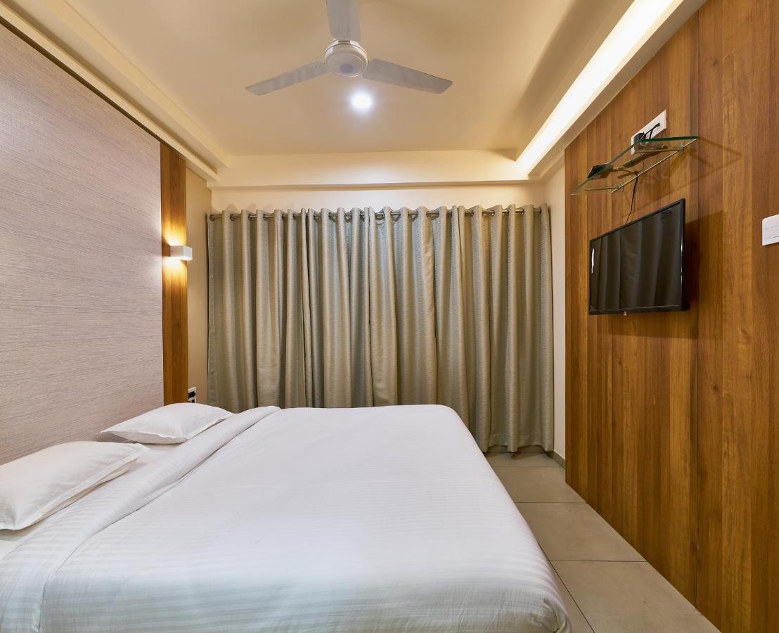 Hotel Kiyara Kolhapur Exterior photo